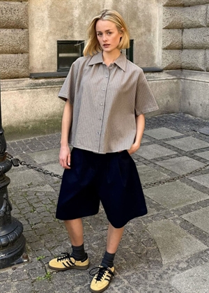 Allegra skjorte Ash Stripe Boii Studios 
